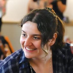 A profile image of Séverine